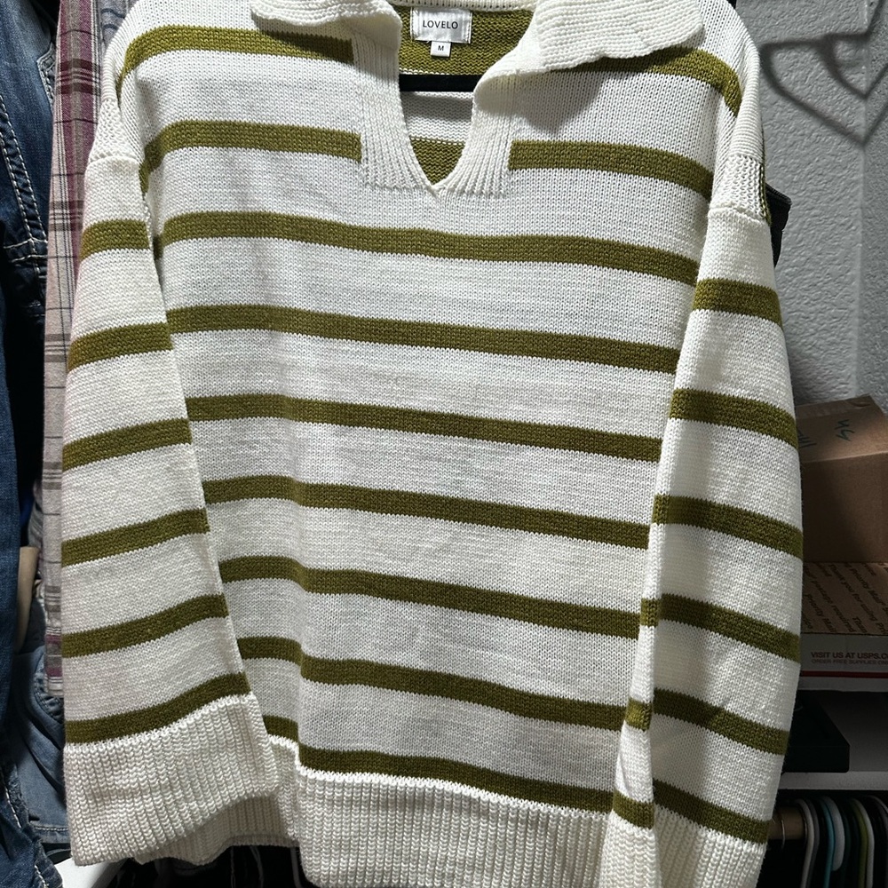 LOVELO Olive and White Collared Knit Sweater